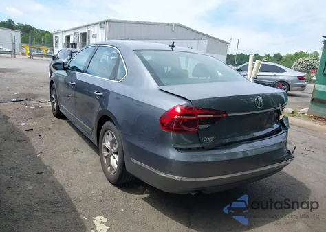 2017 Volkswagen Passat S из США, поврежденный, VIN 1VWAT7A38HC077932